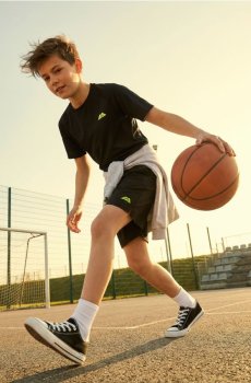 Спортивні шорти з відбиваючими елементами Active - чорний