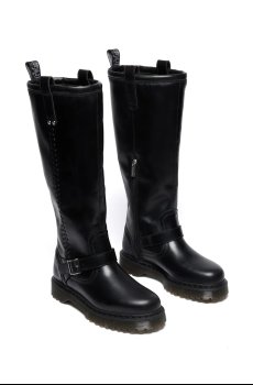 Кожаные сапоги Dr. Martens Anistone