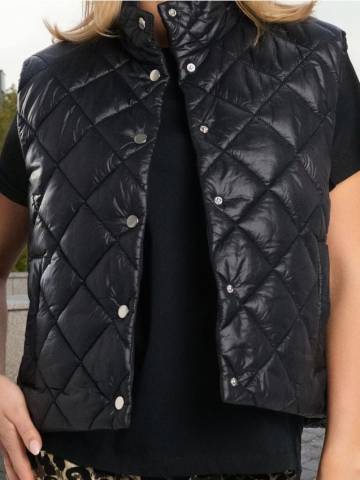 Стьобаний жилет - чорний