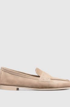 Бежевые замшевые лоферы с монограммой логотипа