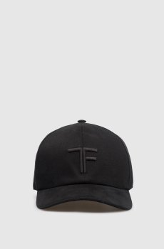 Черная кепка с монограммой