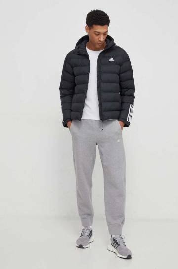 Куртка adidas Performance GT1674 мужская цвет чёрный зимняя GT1674-BLACK Куртка adidas Performance GT1674 мужская цвет чёрный зимняя GT1674-BLACK