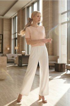 Кофта з декоративними ґудзиками - пастельний рожевий