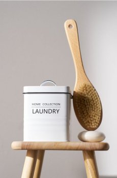 Металевий контейнер для пральних засобів з кришкою та ручкою - білий