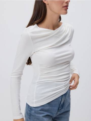 Reserved - Блузка зі збірками - кремовий - 387IK-01X