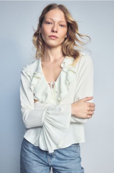 Reserved - Блузка з оборками - кремовий - 267JU-01X