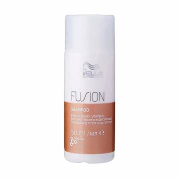 Интенсивный восстанавливающий шампунь для волос Wella Professionals Fusion Intensive Repair Shampoo, 50 мл Интенсивный восстанавливающий шампунь для волос Wella Professionals Fusion Intensive Repair Shampoo, 50 мл