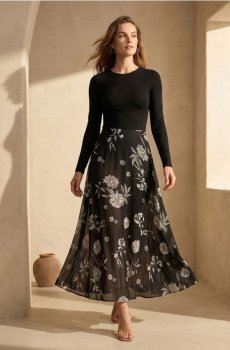 Розкльошена міді-спідниця в квіти - різнобарвний