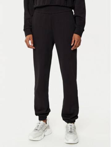 Armani Exchange Спортивні штани XW000089 AF10172 UC001 Чорний Regular Fit Armani Exchange Спортивні штани XW000089 AF10172 UC001 Чорний Regular Fit