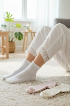 Набір коротких ребристих шкарпеток з оборкою 3 pack - різнобарвний