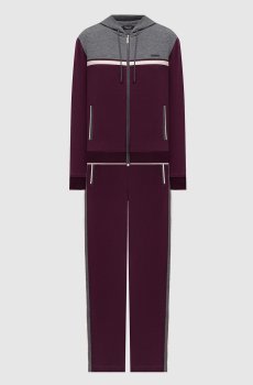 Фиолетовый противный костюм