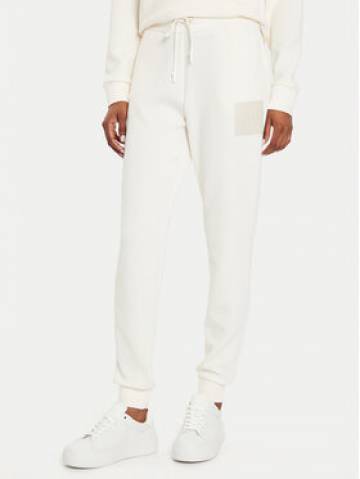 Armani Exchange Спортивні штани 6DYP79 YJEGZ 1130 Écru Regular Fit Armani Exchange Спортивні штани 6DYP79 YJEGZ 1130 Écru Regular Fit