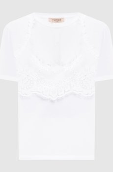 Белая футболка с кружевом