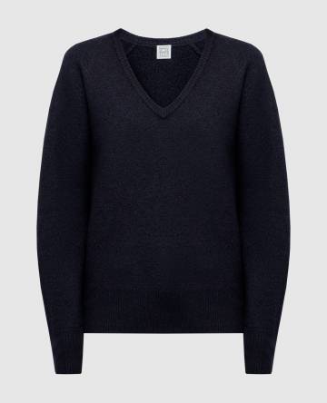 Синий пуловер из шерсти