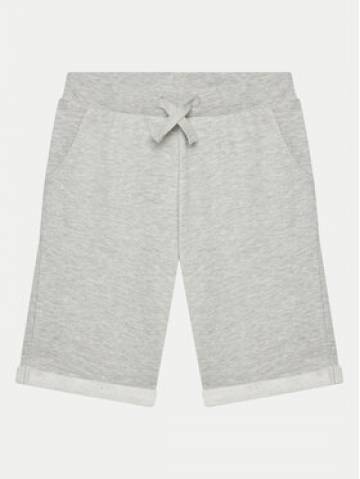 Guess Шорти з тканини L93Q25 KAUG0 Зелений Regular Fit Guess Шорти з тканини L93Q25 KAUG0 Зелений Regular Fit