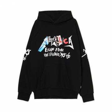 Cropp - Чорне худі з принтом Metallica - чорний Cropp - Чорне худі з принтом Metallica - чорний