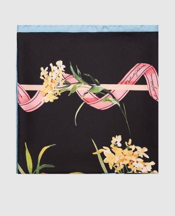 Черный платок из шелка в цветочный принт