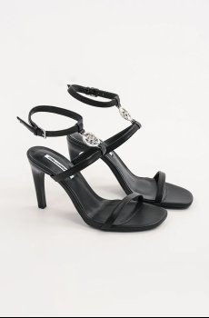 Кожаные сандалии Karl Lagerfeld BELVIA