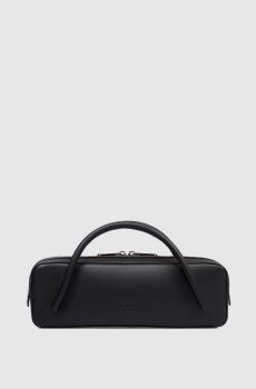 Черная кожаная сумка-багет