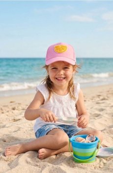 Кепка з 3D аплікацією - яскраво-рожевий