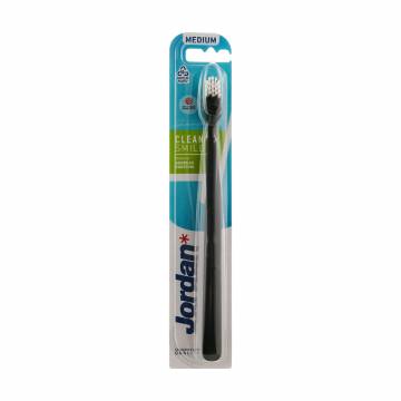 Зубная щетка Jordan Clean Smile средней жесткости, черная, 1 шт Зубная щетка Jordan Clean Smile средней жесткости, черная, 1 шт