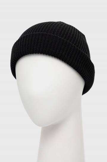 Шапка Volcom цвет чёрный из тонкого трикотажа Шапка Volcom цвет чёрный из тонкого трикотажа