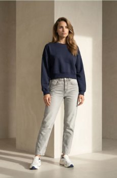 Бавовняні джинси mom fit comfort з ефектом прання - сірий