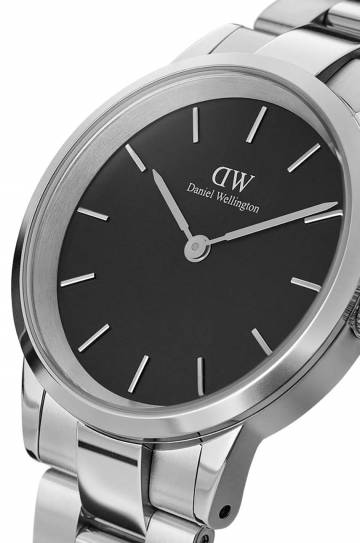 Часы Daniel Wellington Iconic Link 36 цвет серебрянный Часы Daniel Wellington Iconic Link 36 цвет серебрянный