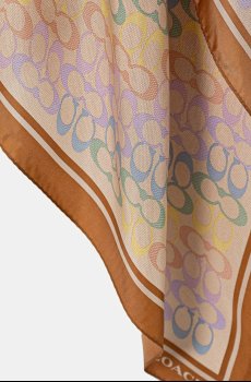 Шелковый платок на шею Coach