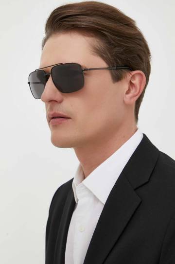 Солнцезащитные очки Ray-Ban цвет чёрный Солнцезащитные очки Ray-Ban цвет чёрный