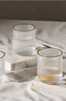 Набір рифлених склянок із золотою обвідкою 4 pack - clear