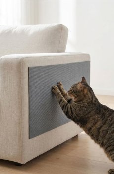 Підвісна дряпка для кота для меблів - сірий