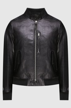 Черная кожаная куртка
