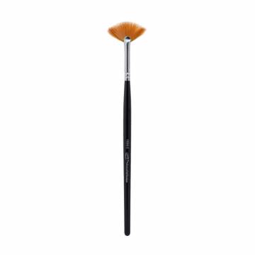 Кисть для дизайна ногтей PNB Nail Art Brush Fan 13D/6-S нейлон, веерная, 12 мм Кисть для дизайна ногтей PNB Nail Art Brush Fan 13D/6-S нейлон, веерная, 12 мм