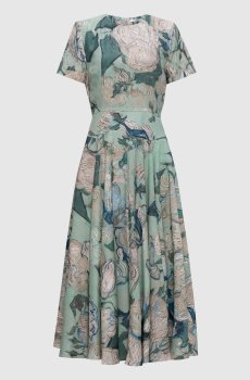 Зеленое платье в принт
