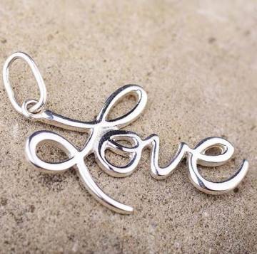 Подвеска "Love" 131655 Подвеска "Love" 131655