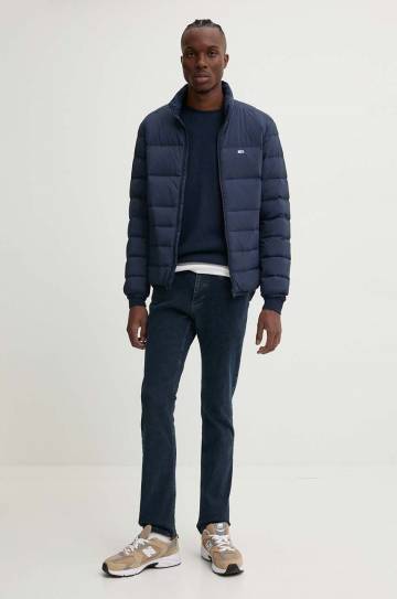 Пуховая куртка Tommy Jeans мужская цвет синий переходная DM0DM20686 Пуховая куртка Tommy Jeans мужская цвет синий переходная DM0DM20686