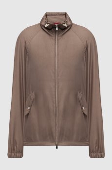 Коричневая куртка с шелком