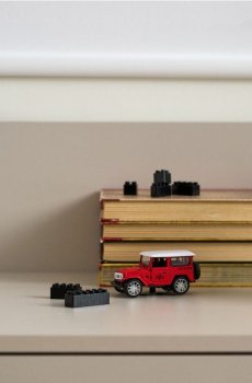 Транспортний засіб - червоний