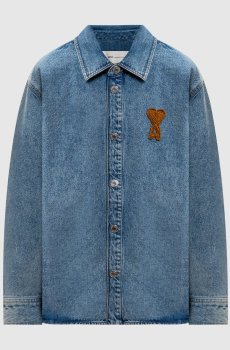 Синяя джинсовая рубашка с нашивкой