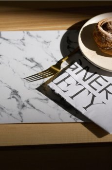 Підставка на стіл - білий