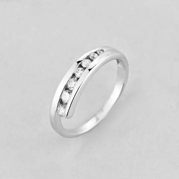 Серебряное кольцо Minimal л-006р-18 18 Серебряное кольцо Minimal л-006р-18 18