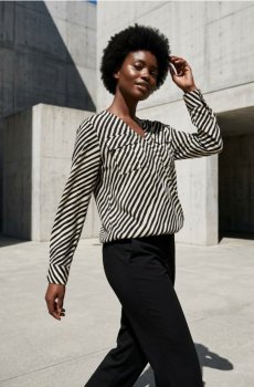 Сорочка з візерунком - різнобарвний