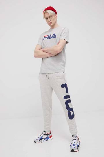 Хлопковая футболка Fila цвет серый с принтом Хлопковая футболка Fila цвет серый с принтом