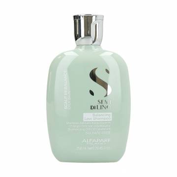Шампунь для жирной кожи головы Alfaparf Semi Di Lino Scalp Rebalance Balancing Low Shampoo, 250 мл Шампунь для жирной кожи головы Alfaparf Semi Di Lino Scalp Rebalance Balancing Low Shampoo, 250 мл
