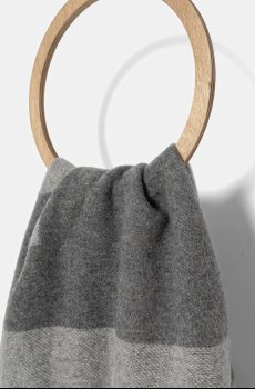 Шерстяной шарф Liviana Conti