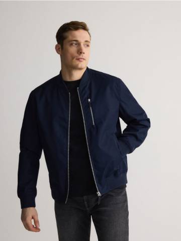 Reserved - Гладка куртка-бомбер - темно-синій - 4761C-59X