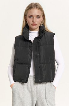 Cropp - Стьобаний жилет з коміром-стійкою - чорний