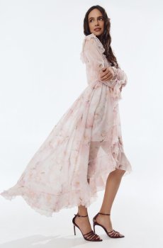 Молочна шифонова сукня максі асиметричного крою