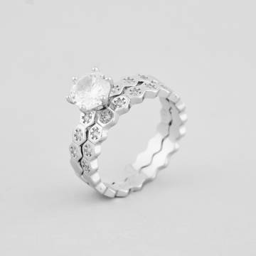 Серебряное кольцо Minimal 510453б-18 18 Серебряное кольцо Minimal 510453б-18 18